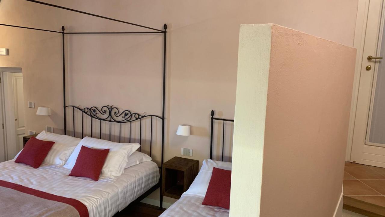 Dimora Del Leone Gaeta Bed and Breakfast Exteriör bild